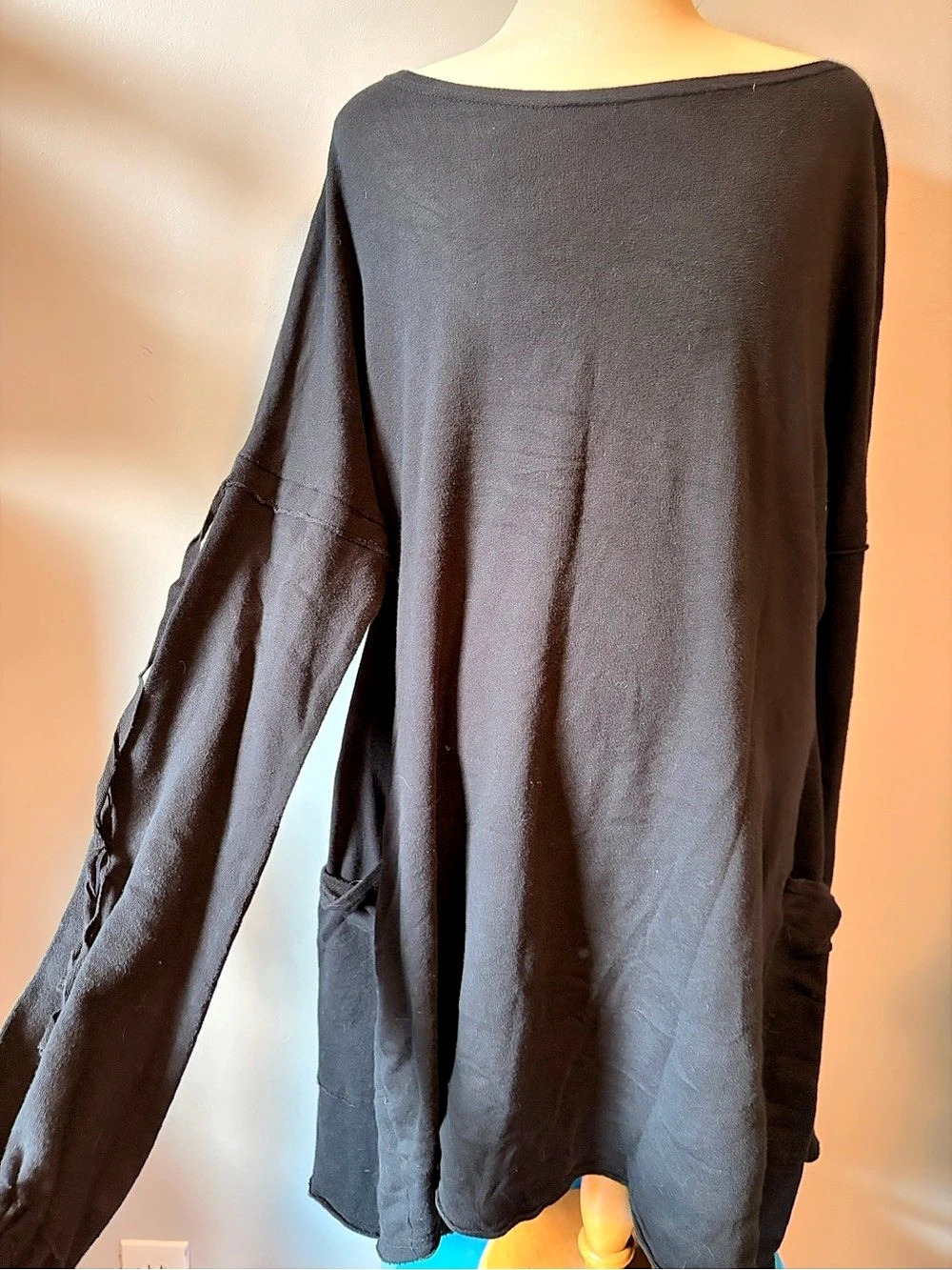 Noctex Roco Sweater - Picture 2 of 4